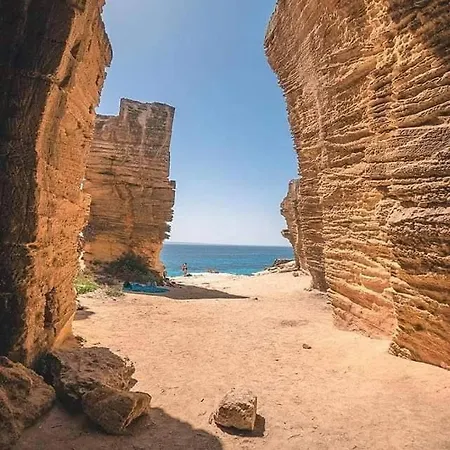 La Casa Del Moro 펜션 파뷔냐나도